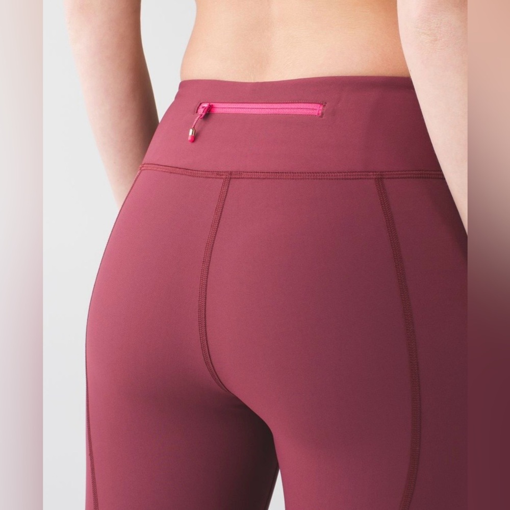 Lululemon Tight Stuff Tight 24” - Picture 3 of 15